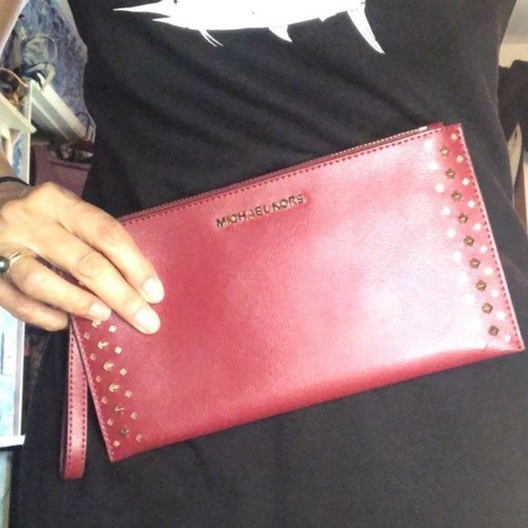 Authentic Michael Kors Jet Set Travel Clutch Wristlet NWOT - Red Studded - Picture 5 of 12